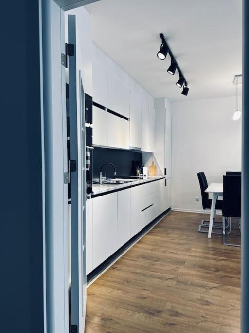 Priam Apartment Prisztina Zewnętrze zdjęcie
